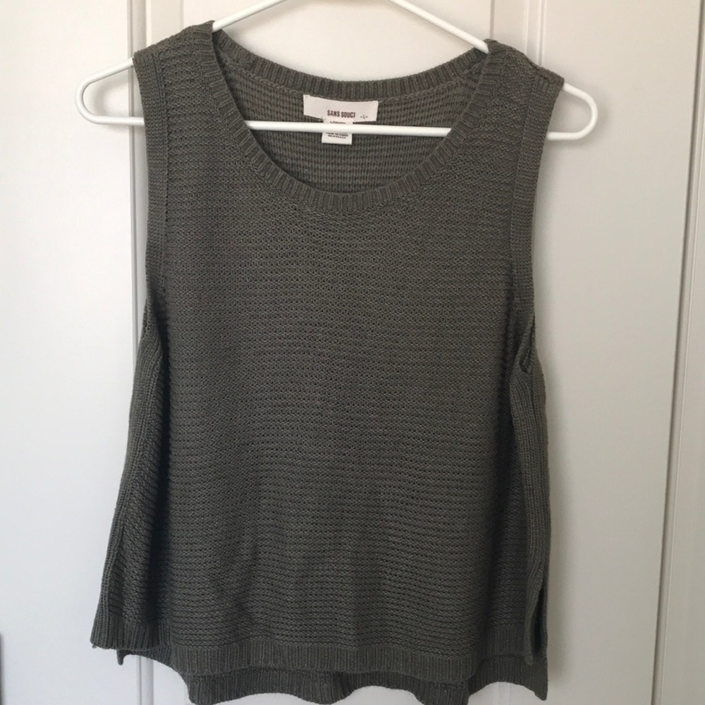 Sans Souci Knit Crop Top